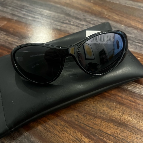 Le Specs Women's DOTCOM sunglasses - Picture 2 of 4